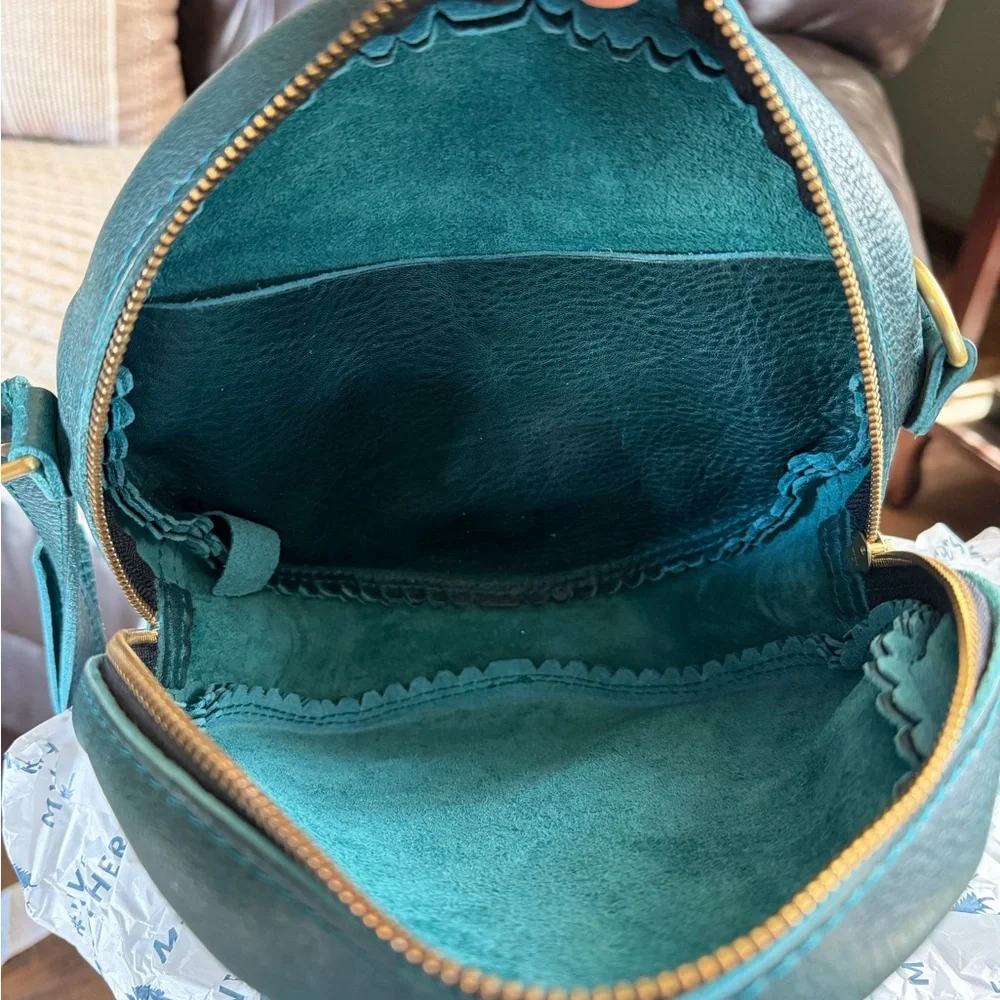 Portland Leather Goods Large Lagoon Circle - Picture 8 of 8